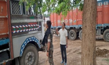 आरा : अवैध बालू लदे 32 ट्रक जब्त, दो करोड़ जुर्माना...