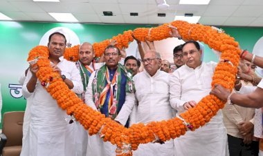 लोजपा के सैकड़ों कार्यकर्ताओं ने जदयू का दामन थामा...