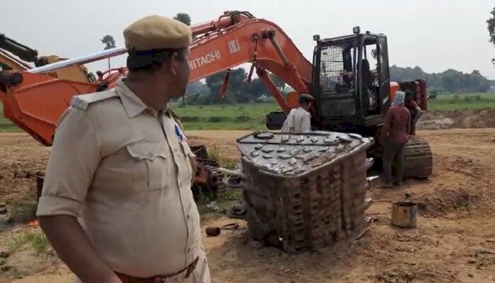 बिहार के बालू माफ़ीआओं ने किया महिला अफ़सर पर हमला,घायल हुए कई अधिकारी ..
