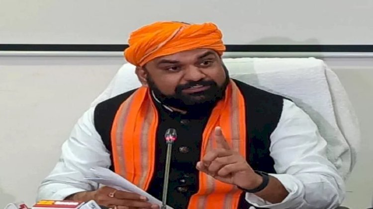 सम्राट चौधरी ने नीतीश पर लगाया गंभीर आरोप कहा शराब माफ़ियाओं के मध्ययम से 10 करोड़ रुपए जाते हैं नीतीश फंड में ..