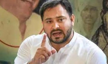 तेजस्वी को लगने  लगा है  ED और CBI का डर, बोले .. अभी तक चार्जशीट में  नहीं है मेरा नाम  लेकिन कल कहीं सप्लीमेंट्री में नाम आने की आशंका ! 