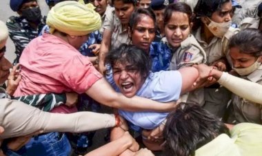 अब आमरण अनसन पे बैठेगी जंतर मंतर उठाए गए पहलवान -बोले मेडल को गंगा में बहा देंगे , क्या है पूरा मुद्दा ?