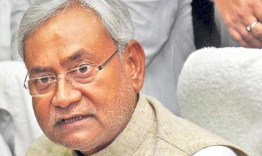 आज जनता दरवार में तेवर में दिखें नीतीश कुमार ---अधिकारी को लगा दी क्लास .. क्या है मामला ?