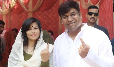 मुकेश साहनी ने किया अपने मत का प्रयोग - सुपौल के बिरौल नगर पंचायत में दिया वोट .. पूरी जानकारी ?