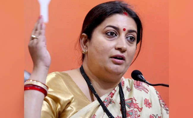 स्मृति रानी ने राहुल  गांधी के स्वाभिमान पर उठाया सवाल -बोली माँ को करप्ट कहने वालों के साथ सत्ता के भूख में  कैसे जा सकते है  राहुल?