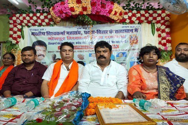 राजनीतिक पकड़ के लिए समाज के युवाओं को शैक्षणिक क्षेत्रों की ओर मजबूती से बढ़ना होगा : मुकुल आनंद