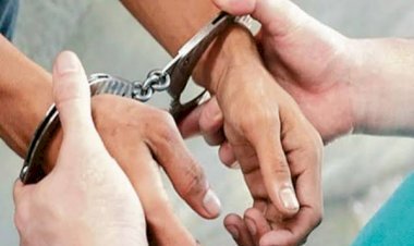 रेलवे के ई-टिकट में फर्जीवाड़ा करने वाला को सासाराम आरपीएफ ने आरा से किया गिरफ्तार, दुकान सील...