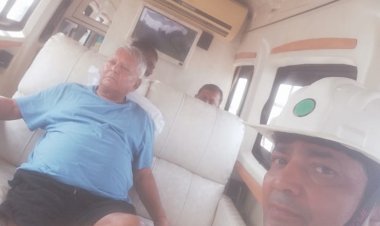 पटना के कच्ची दरगाह पहुंचे लालू   स्टीमर पर सवार हो गंगा नदी में राघोपुर इलाकों का किया दौरा .. पूरी जानकारी ?