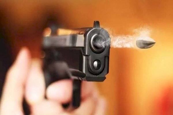आरा में स्कूल से घर जा रही छात्रा को मारी गोली...