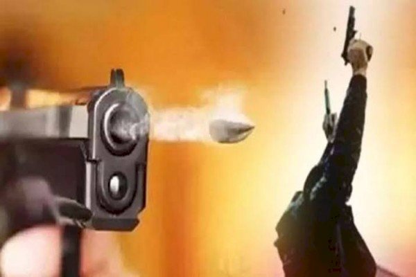 आरा : पूर्व मेयर प्रत्याशी के घर पर ताबड़तोड़ फायरिंग, घटनास्थल से मिले आठ खोखे...