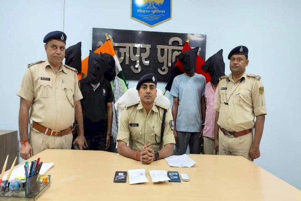 आरा : दो सौ ग्राम हेरोइन के साथ तीन तस्कर गिरफ्तार, ट्रक से 32 सौ लीटर शराब बरामद...