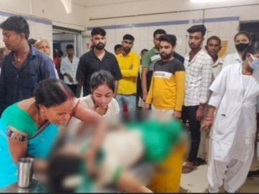 आरा : एक्सपायरी सुई देने से छात्रा की मौत, मेडिकल स्टोर संचालक फरार...