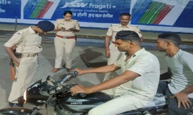 आरा : जांच में 10 बाइक चालक पकड़ाये, 5 हजार जुर्माना...