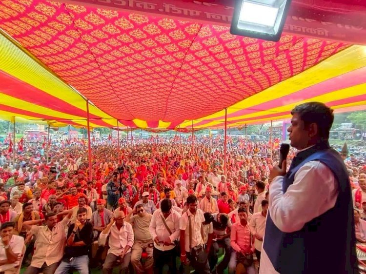 संकल्प यात्रा में सारण पहुंचने पर सहनी का भव्य स्वागत, लोगो को दिलाया संकल्प कुर्सी दिल्ली की हिलती है : मुकेश सहनी