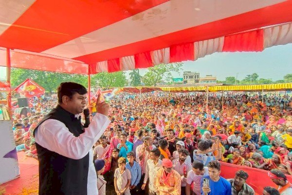 मल्लाह का बेटा केवल मछली मारने के लिए पैदा नहीं हुआ, शासन भी करेगा...