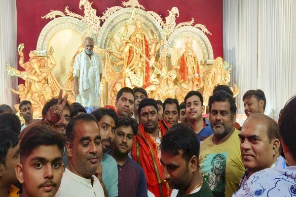 मां दुर्गा के दरबार में पहुंचे जाप युवा अध्यक्ष राजू दानवीर, माता के पूजन के बाद कहा - सभी रखें आपसी प्रेम और सद्भाव ...