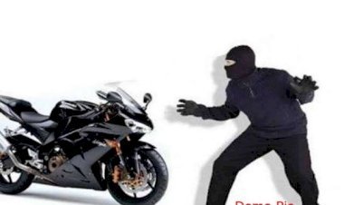 आरा : तेल खत्म हुआ तो चुरा ली नयी बाइक, बदले में छोड़ गया पहले चुराई गई पुरानी बाइक...