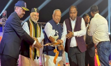 पनोरमा स्टार सीजन- 6 में आयोजित सांस्कृतिक कार्यक्रम का पूर्व डिप्टी सीएम ने किया उद्घाटन, पप्पू यादव ने गाया गाना, सितारों ने सजाई शाम...