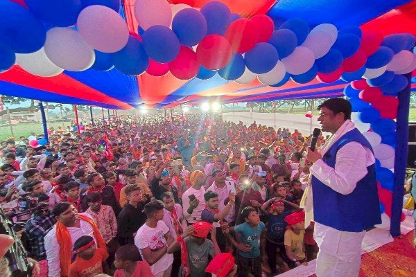वीआईपी ने 5 वां स्थापना दिवस धूमधाम से मनाया, पटना में निकला भव्य रोड शो, हजारों लोग हुए शामिल...