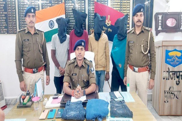 आरा : SP आवास के बगल की दुकानों से सामान उड़ा ले गये थे चोर, चार गिरफ्तार, 16 पुलिसकर्मियों पर गिरी थी निलंबन की गाज...