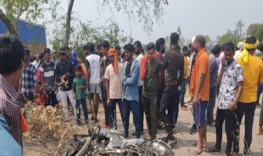 आरा में भीषण सड़क हादसा, ट्रक ने बाइक सवार 6 लोगों को रौंदा, 4 की मौत...