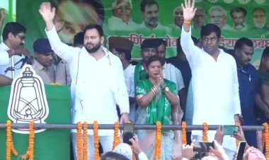 मोदी जी नहीं चाहते है कि गरीबों, पिछड़ों को सम्मान मिले, आज लोग चांद पर घर बनाने को सोच रहे लेकिन मछुआरों को धरती पर घर नसीब नहीं...