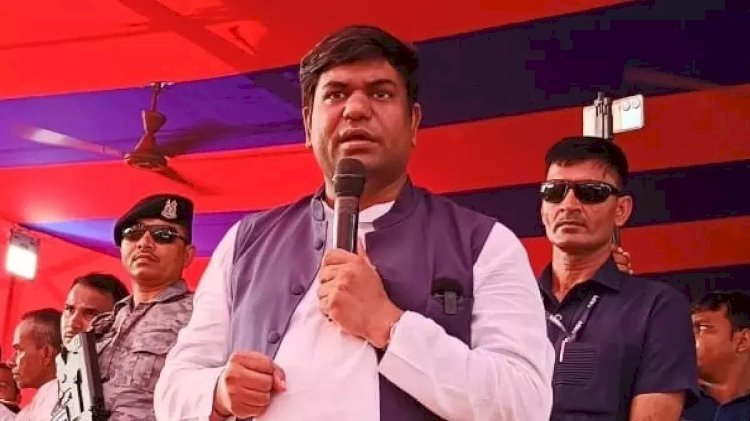 गया में सहनी ने दी मोदी की गारंटी को चुनौती, कहा - मल्लाह के बेटे की गारंटी 40 की 40 सीट एनडीए को हराएंगे...