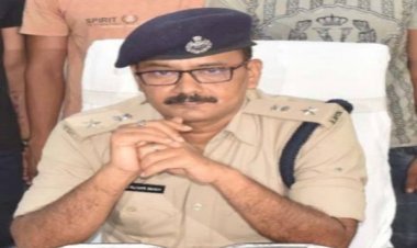 आरा : प्राथमिकी में लापरवाही व बदसलूकी में महिला थानाध्यक्ष व चालक सिपाही सस्पेंड...