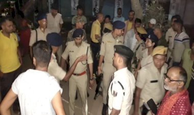 आरा के जीरो माइल पर लगातार दूसरे दिन गोलीबारी, दो को लगी गोली, गुस्साए दुकानदारों ने सासाराम रोड किया जाम...