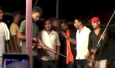 आरा : भोजपुरी गायक टुनटुन यादव के डांस प्रोग्राम में खुलेआम अंधाधुंध फायरिंग, भोजपुर एसपी बोले - जल्द होगी गिरफ्तारी...