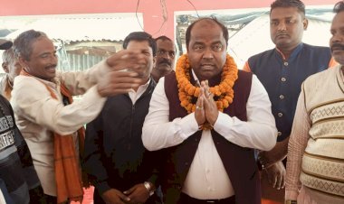 वीआईपी नेता संजीव मिश्रा का हुआ नागरिक अभिनंदन लोगो ने किया जोरदार स्वागत