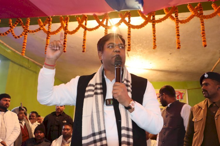 पीएम नाम के प्रधानमंत्री हैं, सही अर्थ में किसी फिल्म स्टार की तरह प्रचारक हो गए हैं: मुकेश सहनी