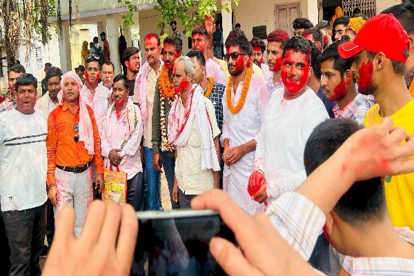 आरा : निर्विरोध उप मुखिया चुने गए निशांत, पंचायत को पूरे प्रखंड में सबसे विकसित पंचायत बनाने का किया वादा...