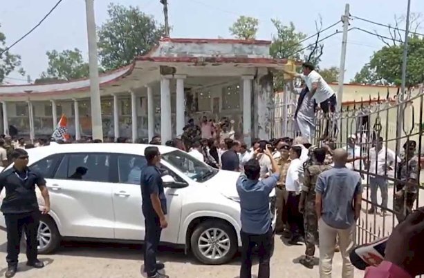 आंबेडकर छात्रावास में राहुल गांधी के कार्यक्रम को लेकर विवाद