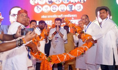 जब तक मै जिंदा है, संविधान को कोई खतरा नहीं : चिराग