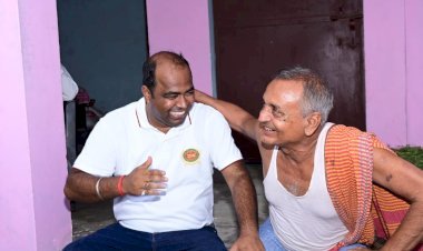 वीआईपी नेता संजीव मिश्रा ने उधमपुर-मधुबनी पंचायत में चलाया जनसंपर्क अभियान