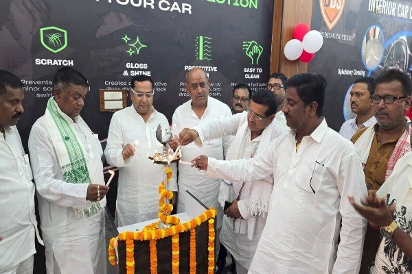 आरा को मिला पहला प्रीमियम कार डिटेलिंग स्टूडियो ‘ब्रॉट्स डिटेलिंग’, एमएलसी राधाचरण शाह ने किया उद्घाटन...