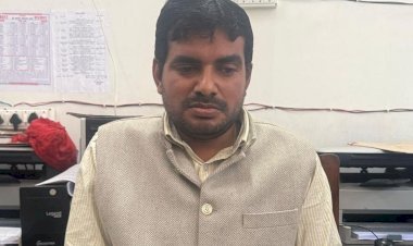 मुजफ्फरपुर में घूसखोरी का खुलासा — जिला कृषि पदाधिकारी 50 हजार लेते पकड़े, ड्राइवर भी गिरफ्तार !