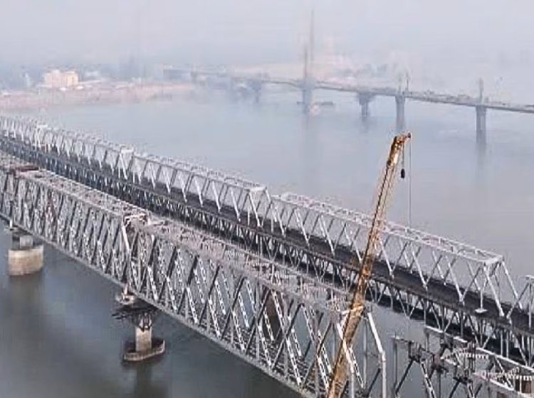 मोकामा रेल पुल बने, मई से ट्रेनों की आवाजाही, जानें किसे होगा फायदा !